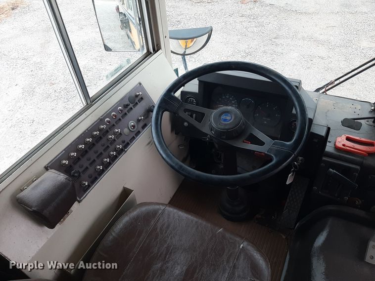 image for item LX9888 1998 Blue Bird TC2000  school bus