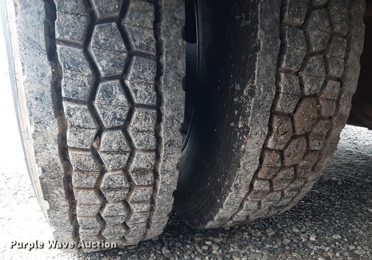 image for item LX9888 1998 Blue Bird TC2000  school bus