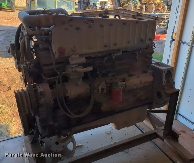 image for item LY9452 Cummins  engine