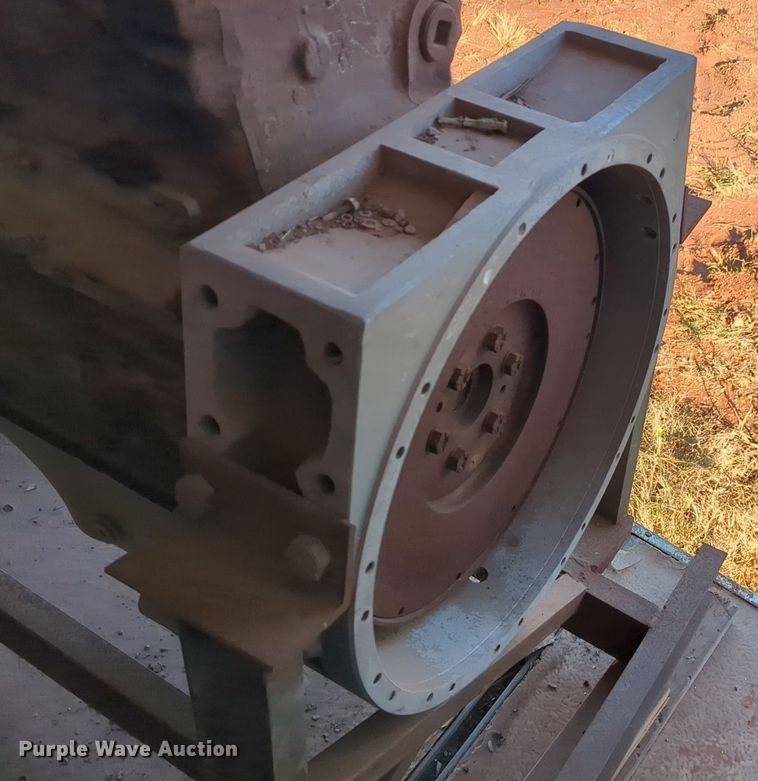 image for item LY9452 Cummins  engine