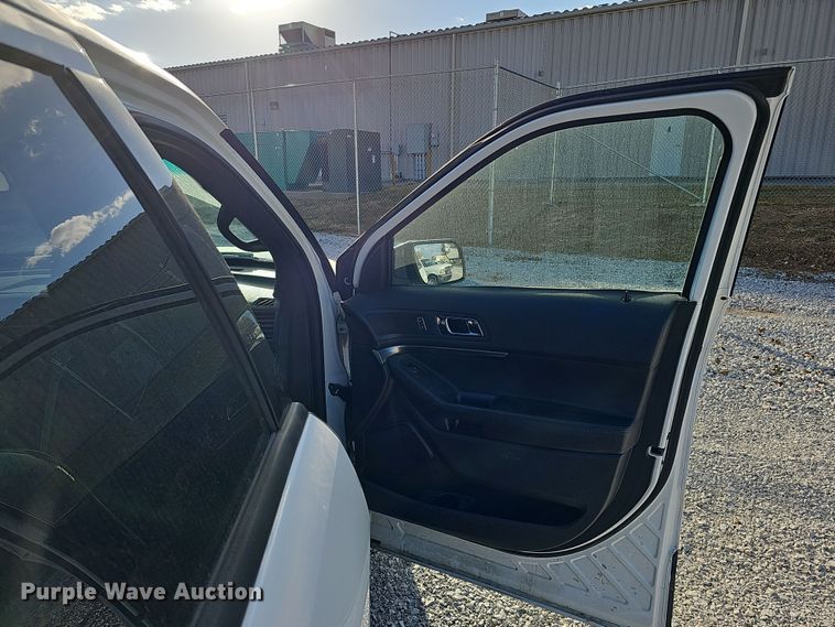 image for item MH9504 2015 Ford Explorer Police Interceptor  SUV