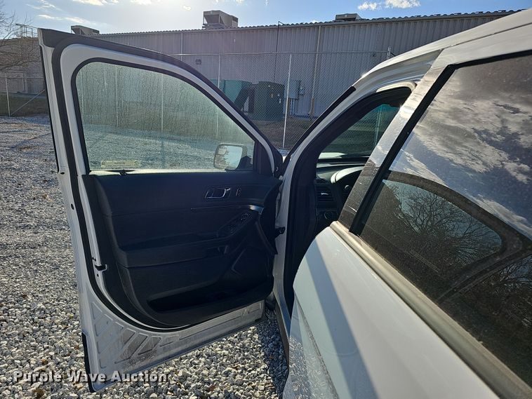 image for item MH9504 2015 Ford Explorer Police Interceptor  SUV