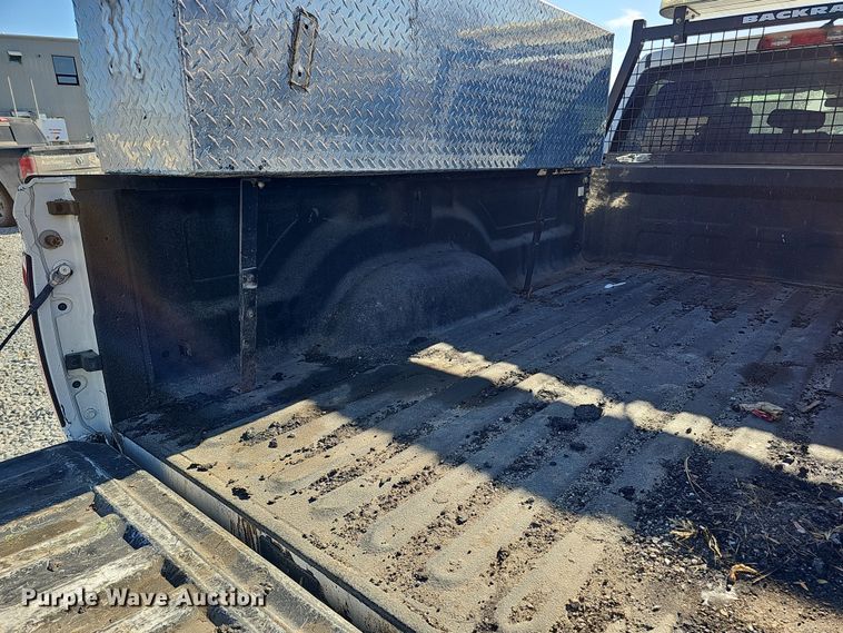 image for item MH9505 2014 Dodge Ram 2500HD  Crew Cab pickup truck