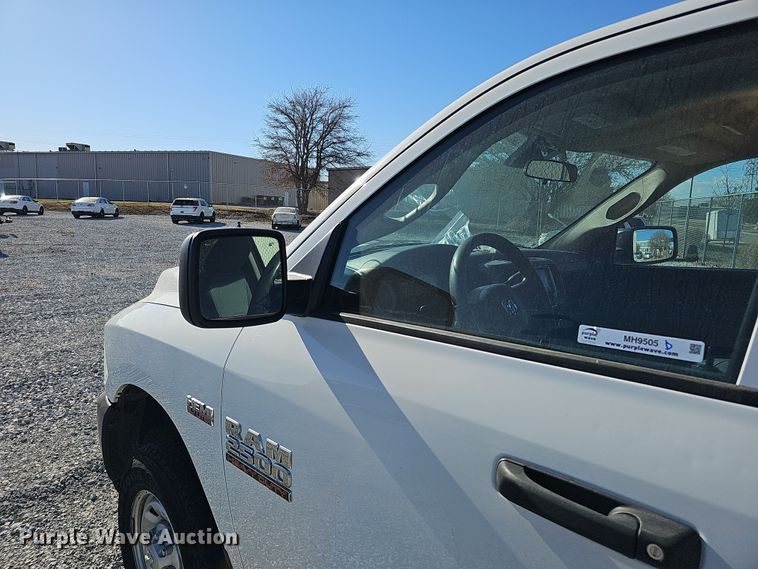 image for item MH9505 2014 Dodge Ram 2500HD  Crew Cab pickup truck