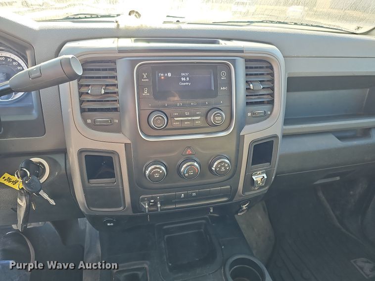 image for item MH9505 2014 Dodge Ram 2500HD  Crew Cab pickup truck