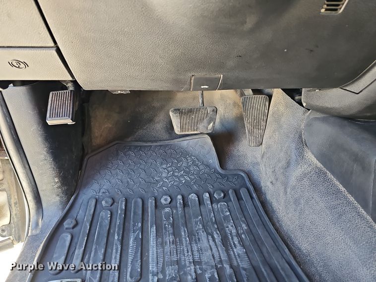 image for item MH9505 2014 Dodge Ram 2500HD  Crew Cab pickup truck