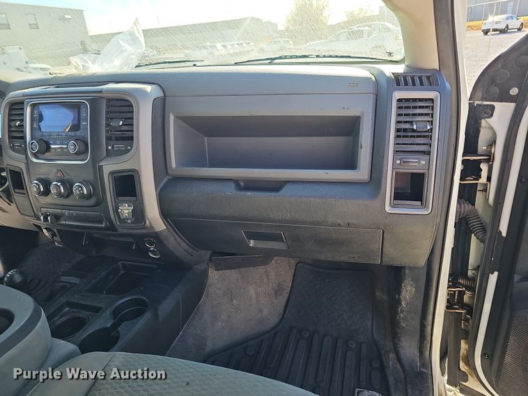 image for item MH9505 2014 Dodge Ram 2500HD  Crew Cab pickup truck