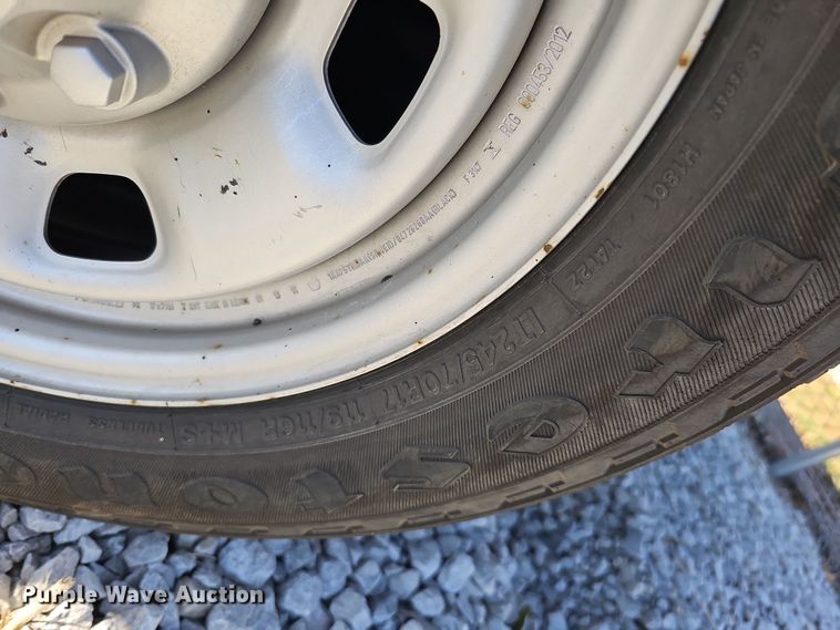 image for item MH9505 2014 Dodge Ram 2500HD  Crew Cab pickup truck