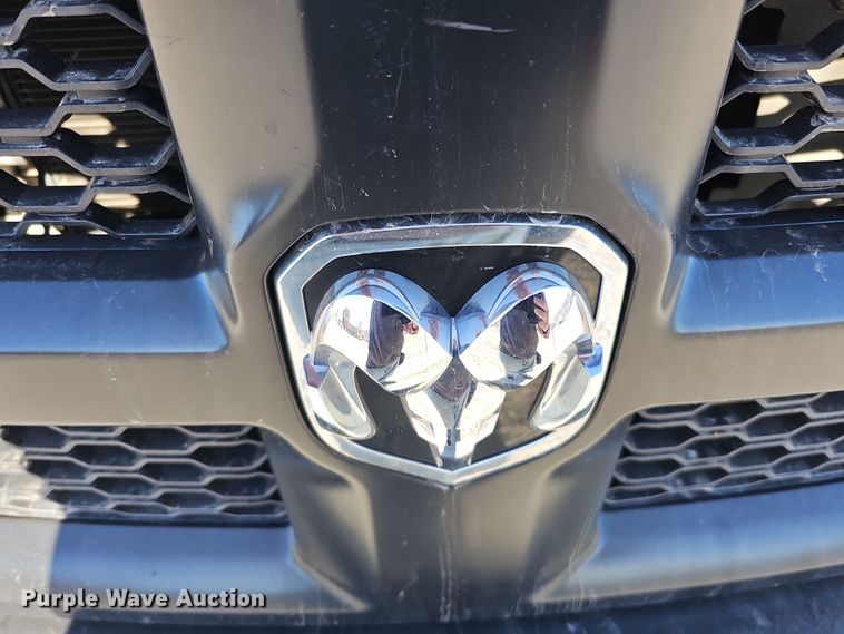 image for item MH9505 2014 Dodge Ram 2500HD  Crew Cab pickup truck