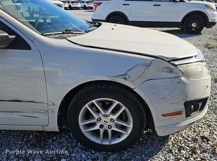 image for item MH9510 2011 Ford Fusion S