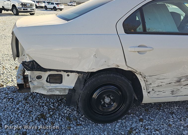 image for item MH9510 2011 Ford Fusion S