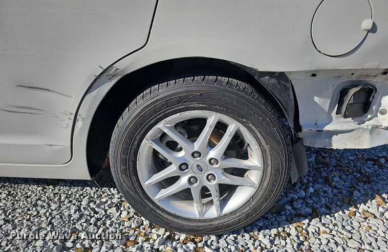 image for item MH9510 2011 Ford Fusion S