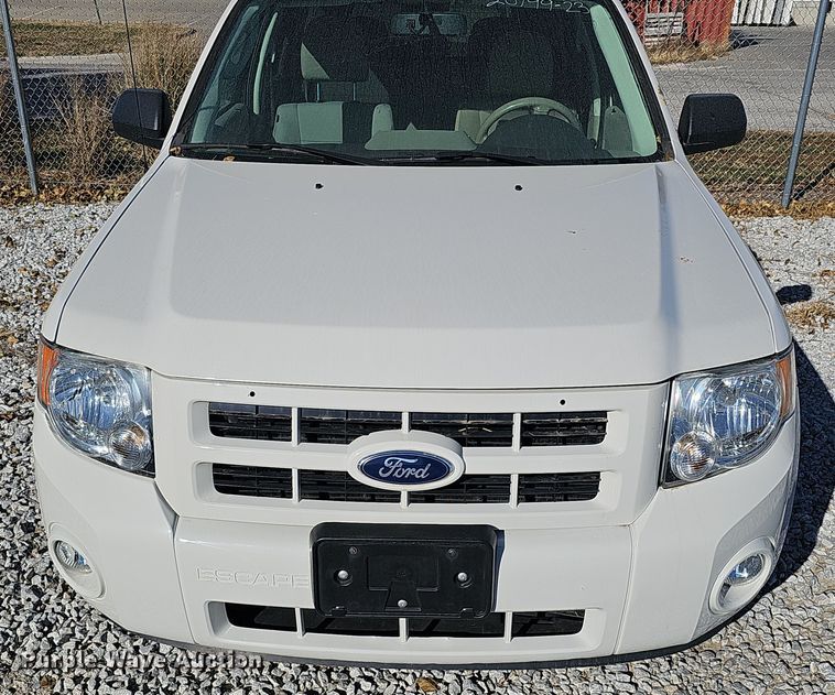 image for item MH9511 2010 Ford Escape Hybrid  SUV