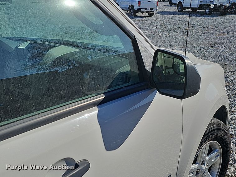 image for item MH9511 2010 Ford Escape Hybrid  SUV