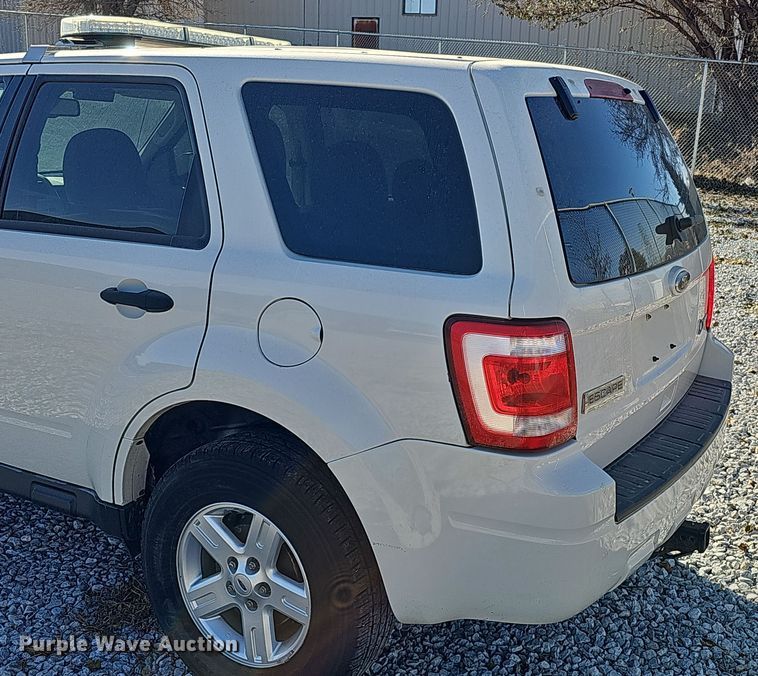 image for item MH9511 2010 Ford Escape Hybrid  SUV
