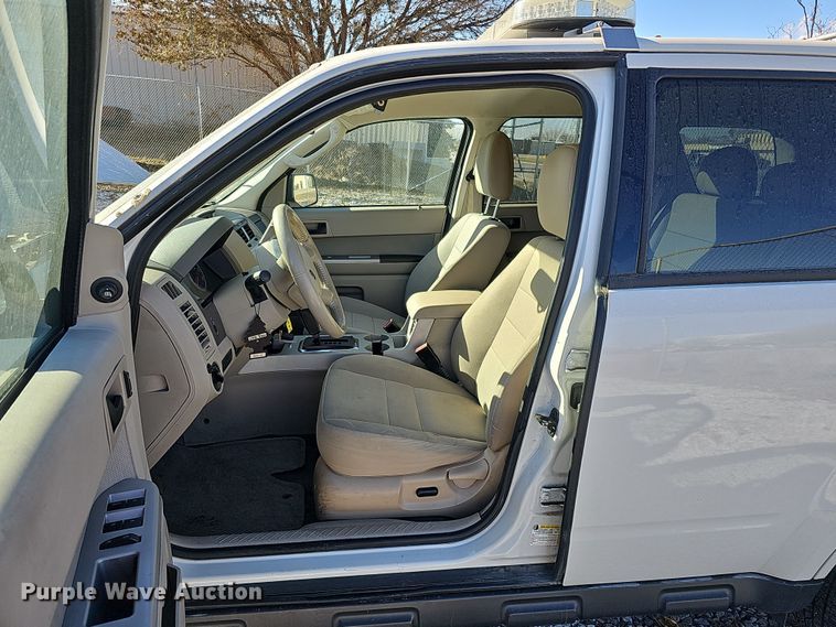 image for item MH9511 2010 Ford Escape Hybrid  SUV