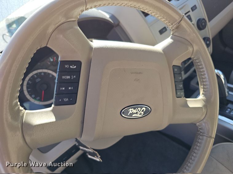 image for item MH9511 2010 Ford Escape Hybrid  SUV