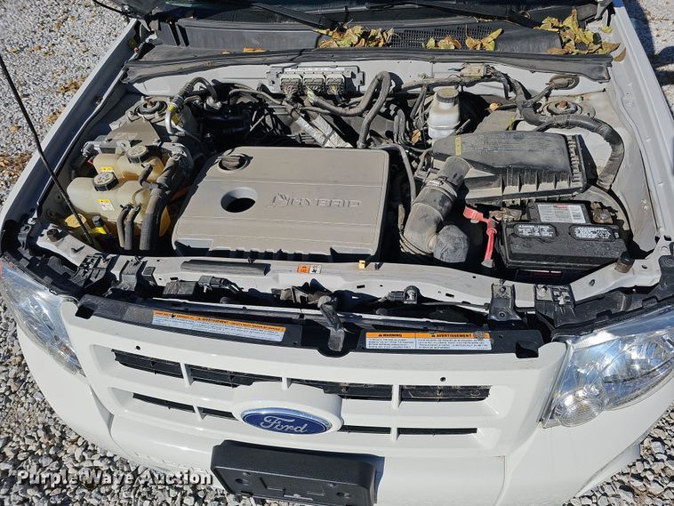 image for item MH9511 2010 Ford Escape Hybrid  SUV