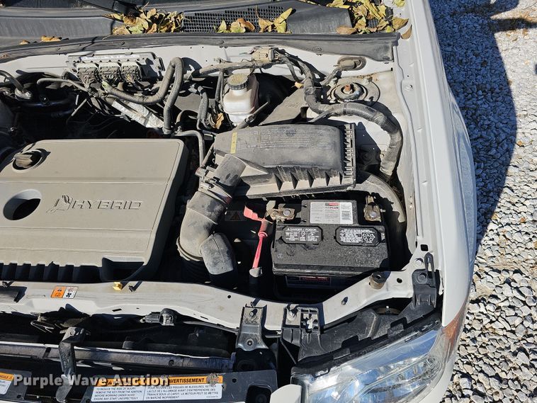 image for item MH9511 2010 Ford Escape Hybrid  SUV