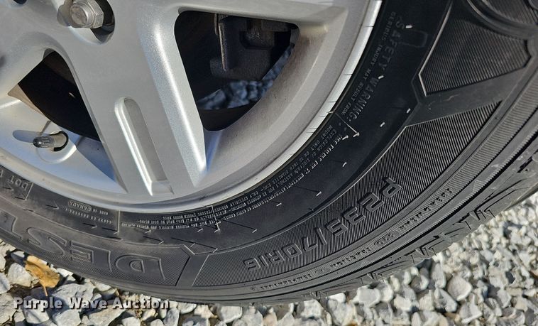 image for item MH9511 2010 Ford Escape Hybrid  SUV