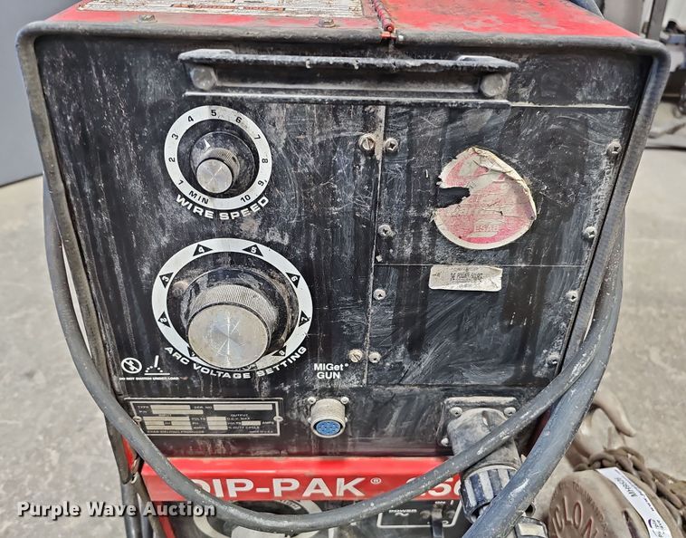image for item MH9523 Airco Arc Equipment Dip Pak 250  welder