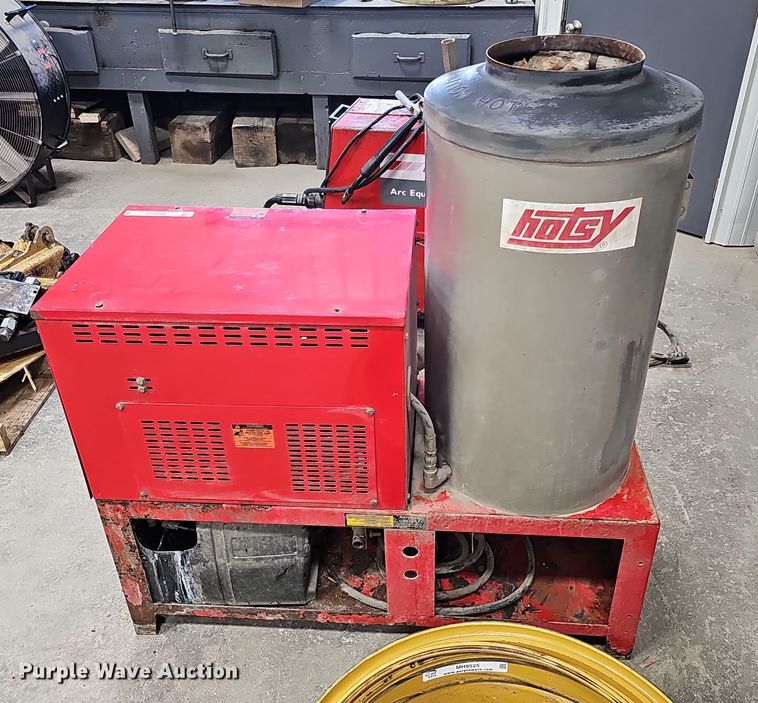 image for item MH9524 Hotsy 982SS  pressure washer