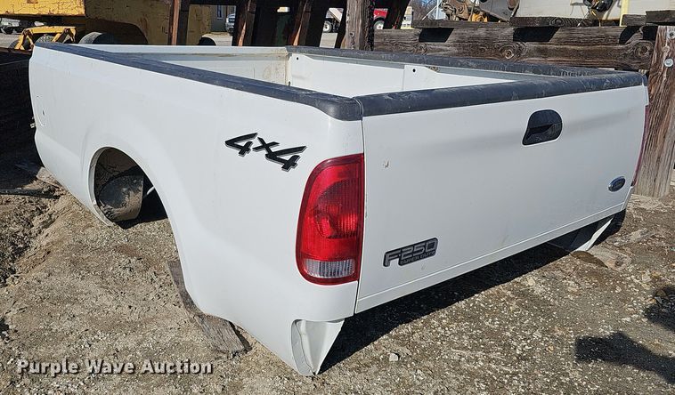 image for item MH9530 Ford F250  pickup truck bed