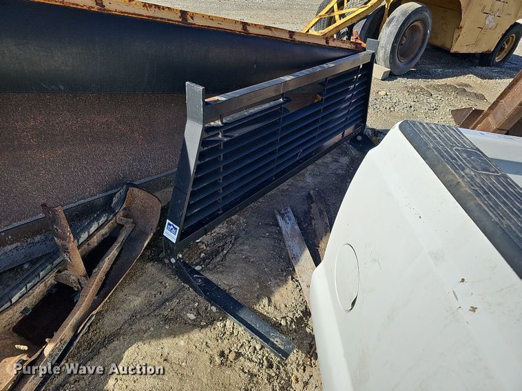 image for item MH9530 Ford F250  pickup truck bed