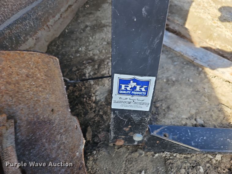 image for item MH9530 Ford F250  pickup truck bed