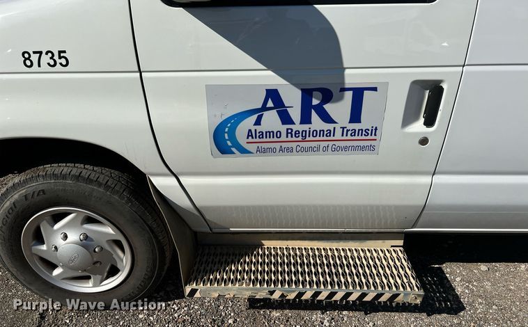 image for item MH9930 2011 Ford E150  van