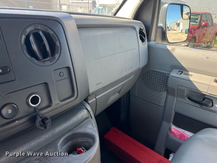 image for item MH9930 2011 Ford E150  van