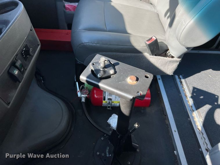 image for item MH9930 2011 Ford E150  van