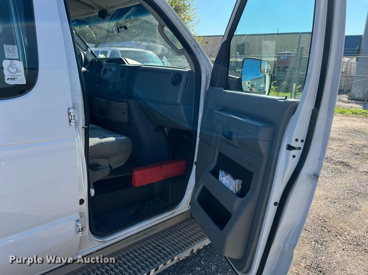 image for item MH9930 2011 Ford E150  van