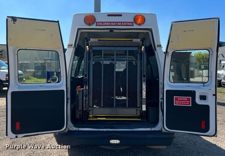 image for item MH9930 2011 Ford E150  van