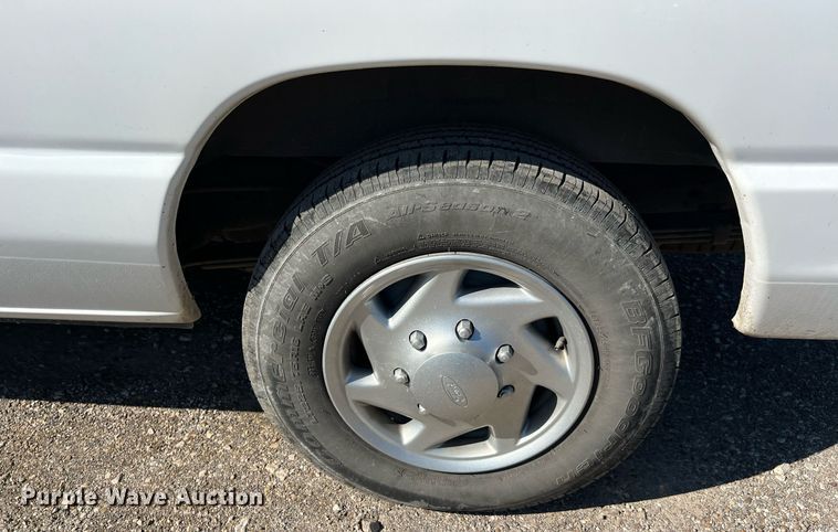 image for item MH9930 2011 Ford E150  van