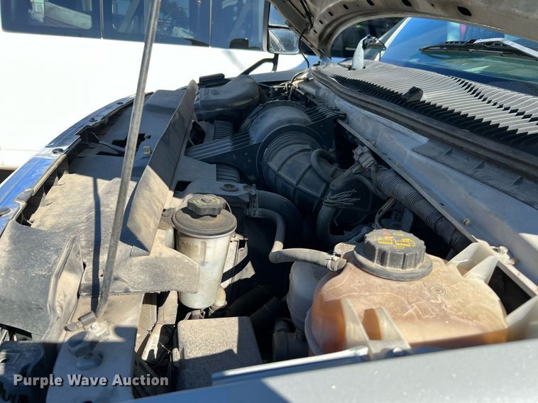 image for item MH9931 2014 Ford E350  shuttle bus