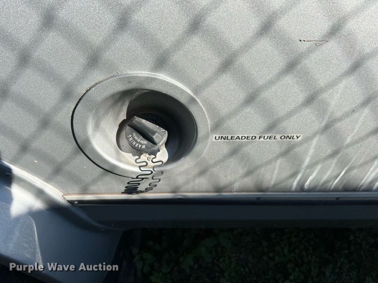 image for item MH9933 2014 Ford E350  shuttle bus