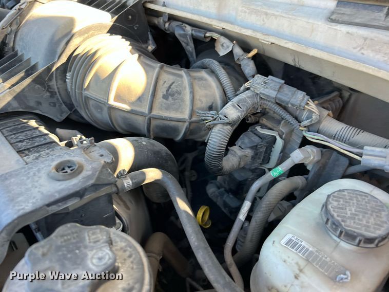 image for item MH9933 2014 Ford E350  shuttle bus