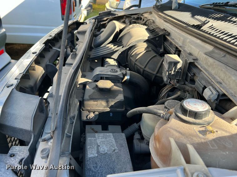 image for item MH9935 2008 Ford E450  shuttle bus