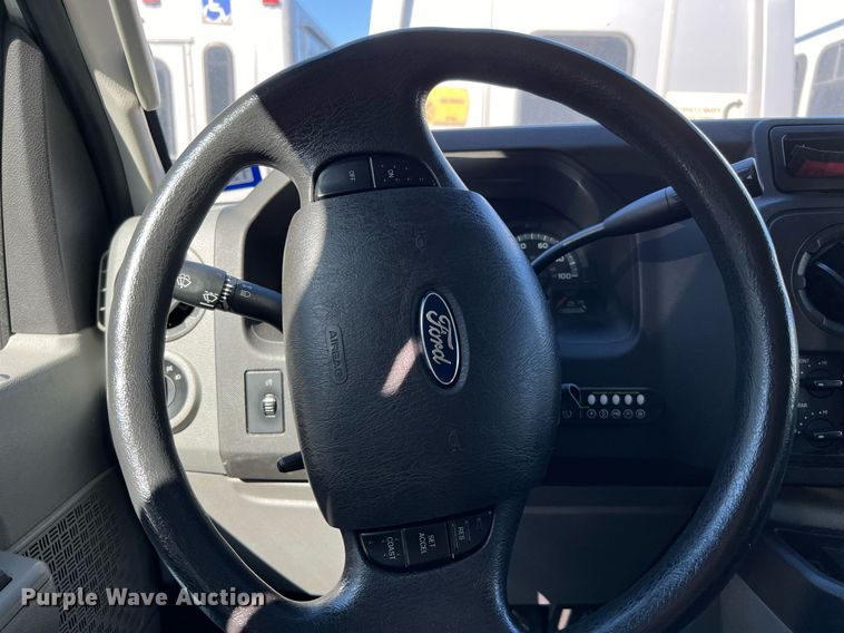 image for item MH9936 2014 Ford E350  van