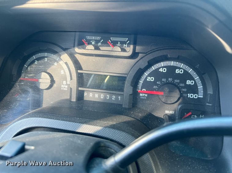 image for item MH9937 2011 Ford E450  shuttle bus