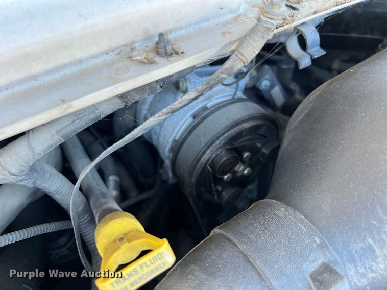 image for item MH9937 2011 Ford E450  shuttle bus