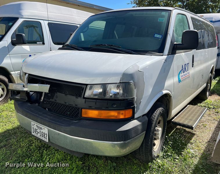 image for item MH9939 2008 Chevrolet Express 3500  van