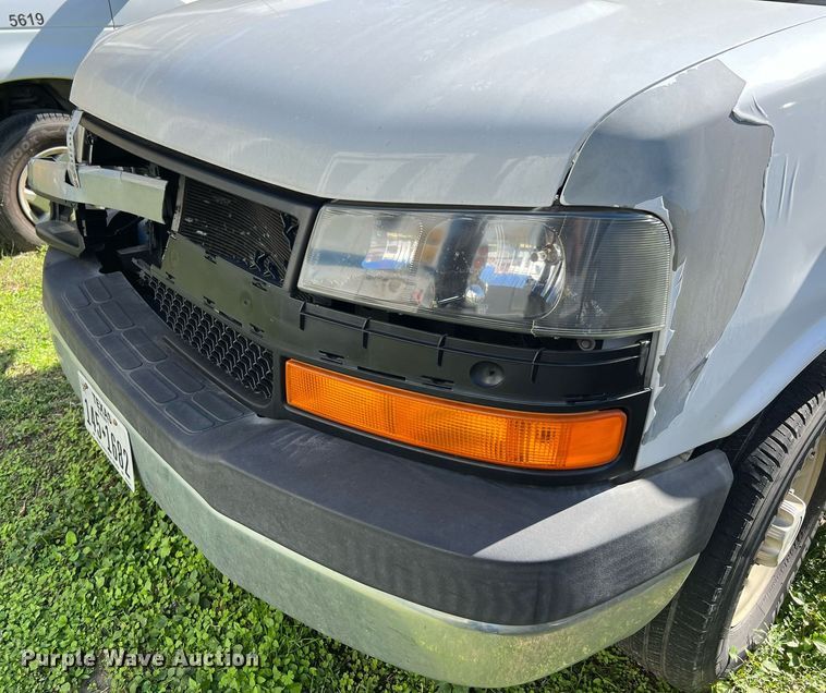 image for item MH9939 2008 Chevrolet Express 3500  van