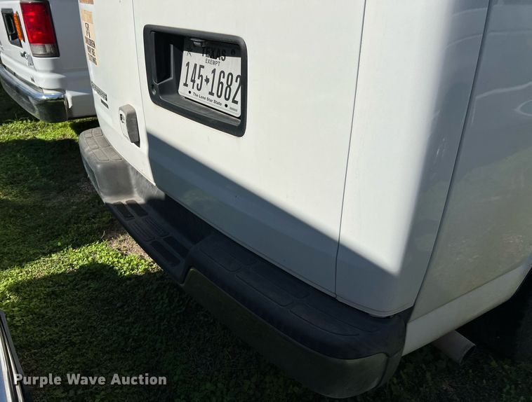 image for item MH9939 2008 Chevrolet Express 3500  van