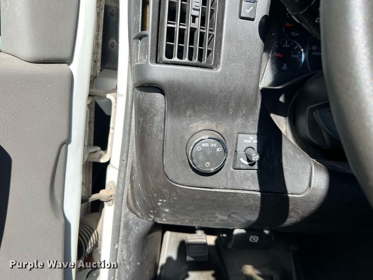 image for item MH9939 2008 Chevrolet Express 3500  van