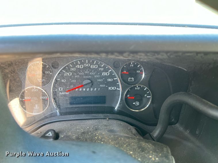 image for item MH9939 2008 Chevrolet Express 3500  van