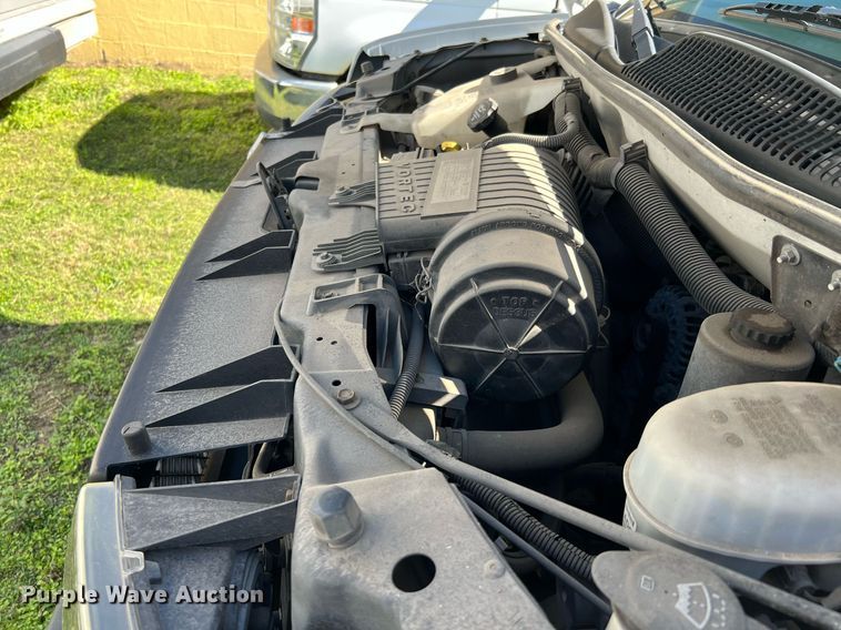 image for item MH9939 2008 Chevrolet Express 3500  van