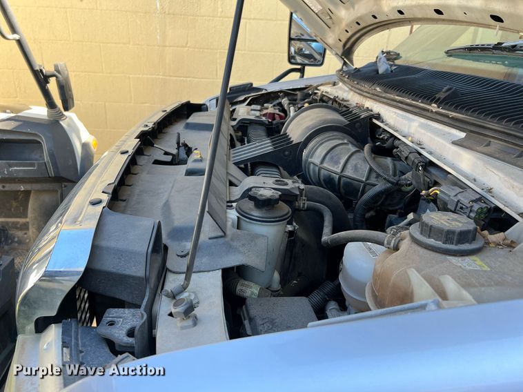 image for item MH9940 2011 Ford E450  shuttle bus