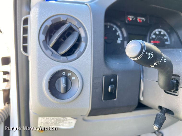 image for item MH9941 2014 Ford E350  van